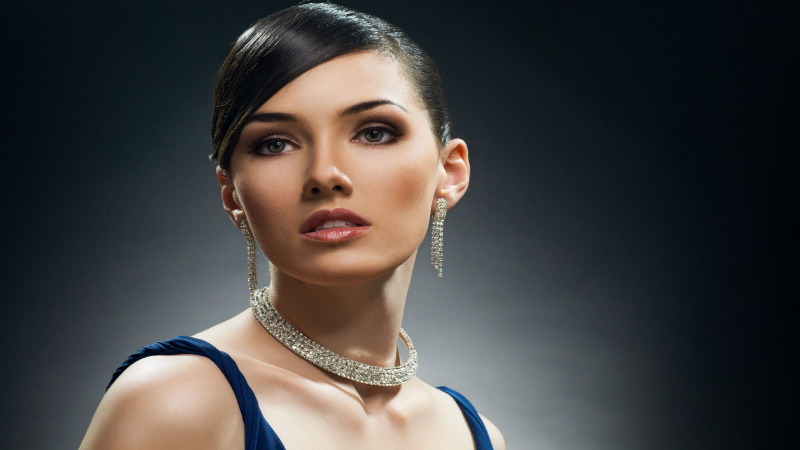 The Best Colored Stone Jewelry Is Found in the Best Jewelry Stores